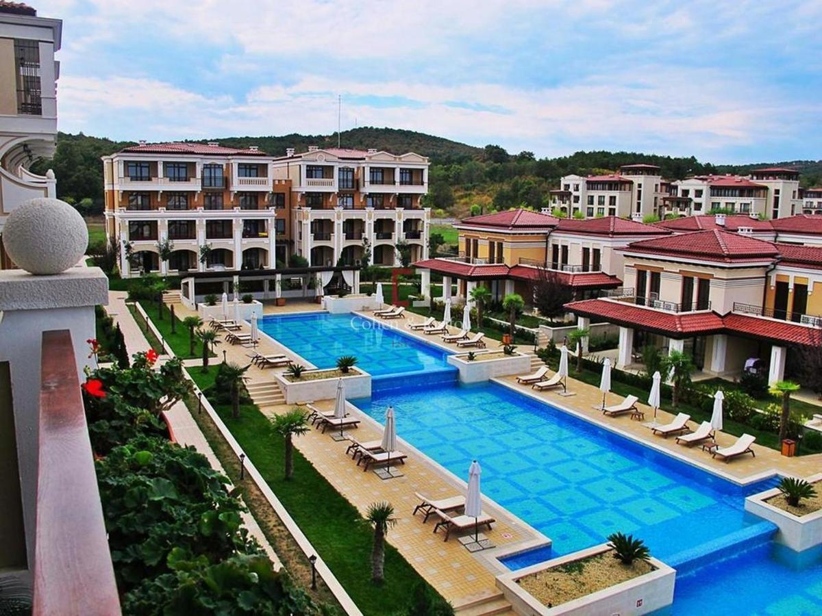Private Apartment In Green Life Beach Resort سوزوبول المظهر الخارجي الصورة