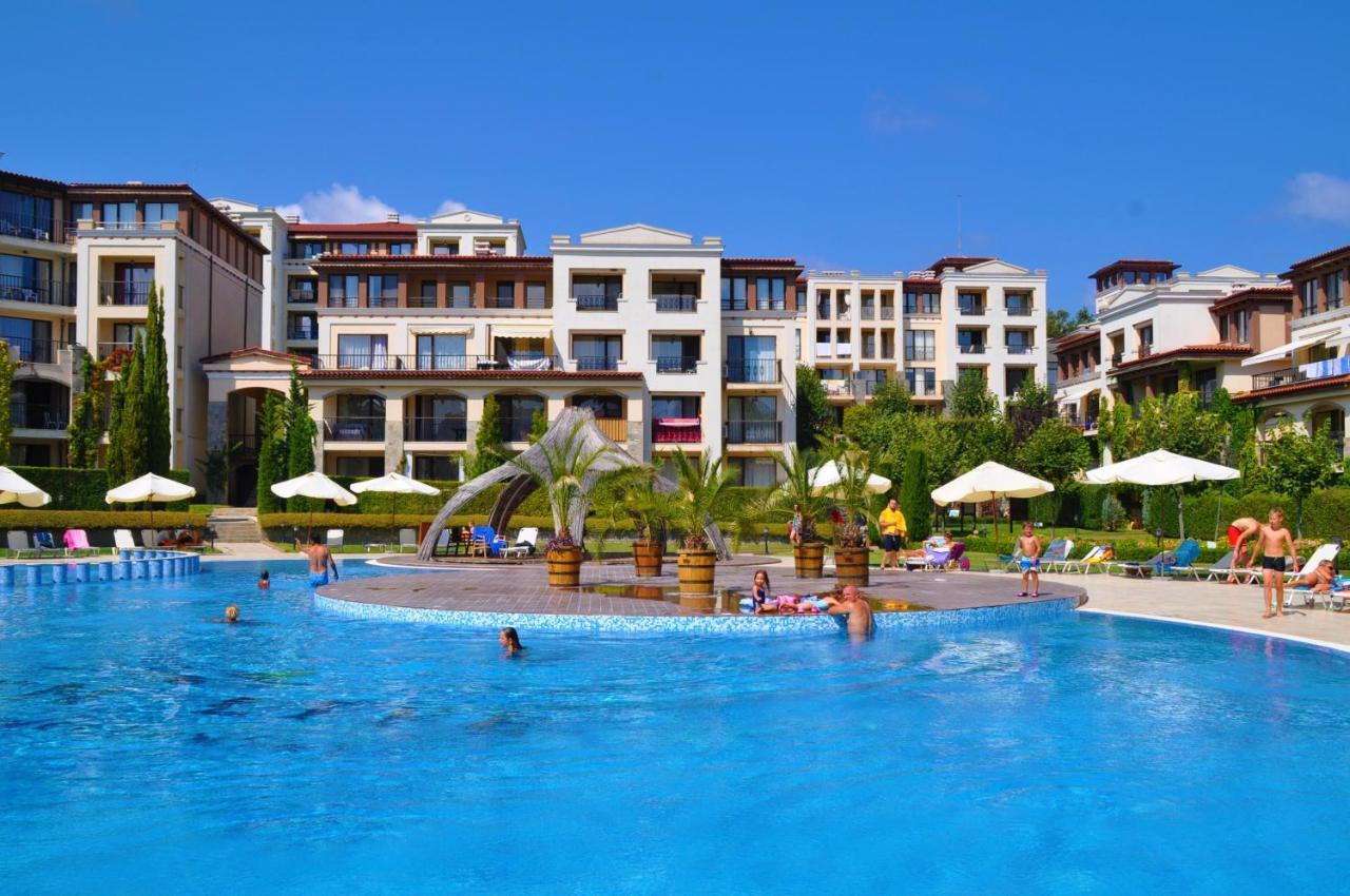 Private Apartment In Green Life Beach Resort سوزوبول المظهر الخارجي الصورة