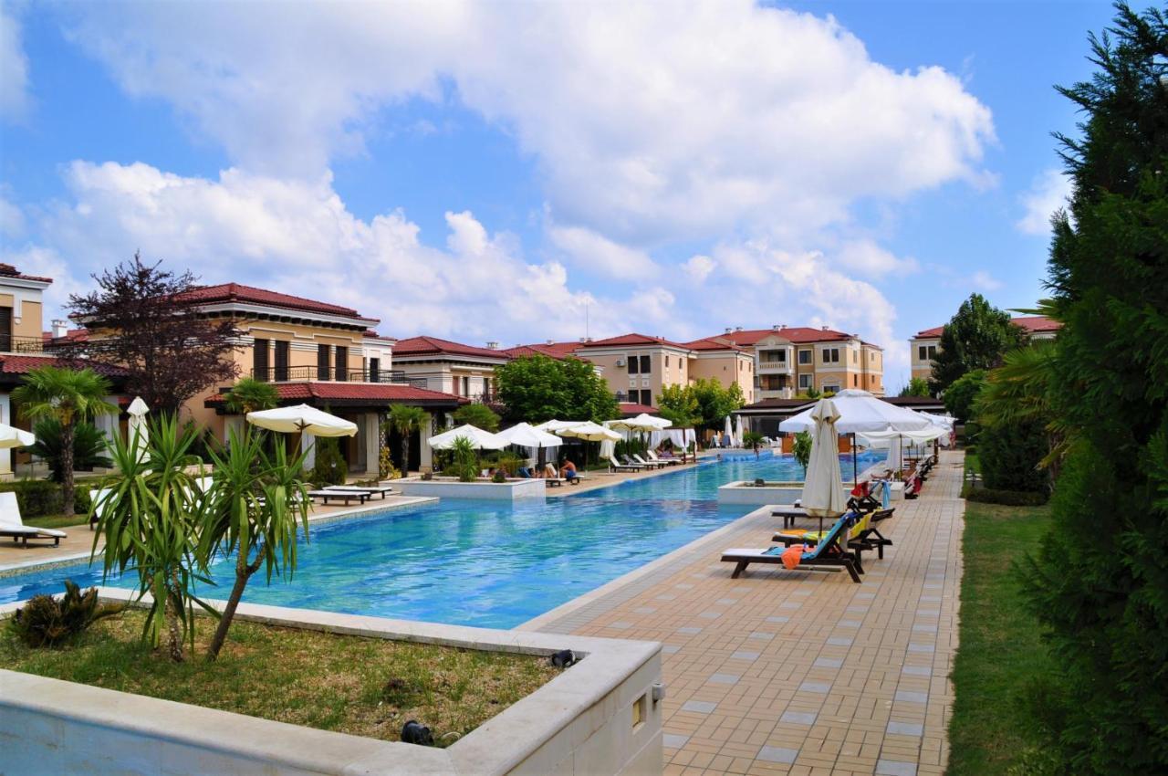 Private Apartment In Green Life Beach Resort سوزوبول المظهر الخارجي الصورة